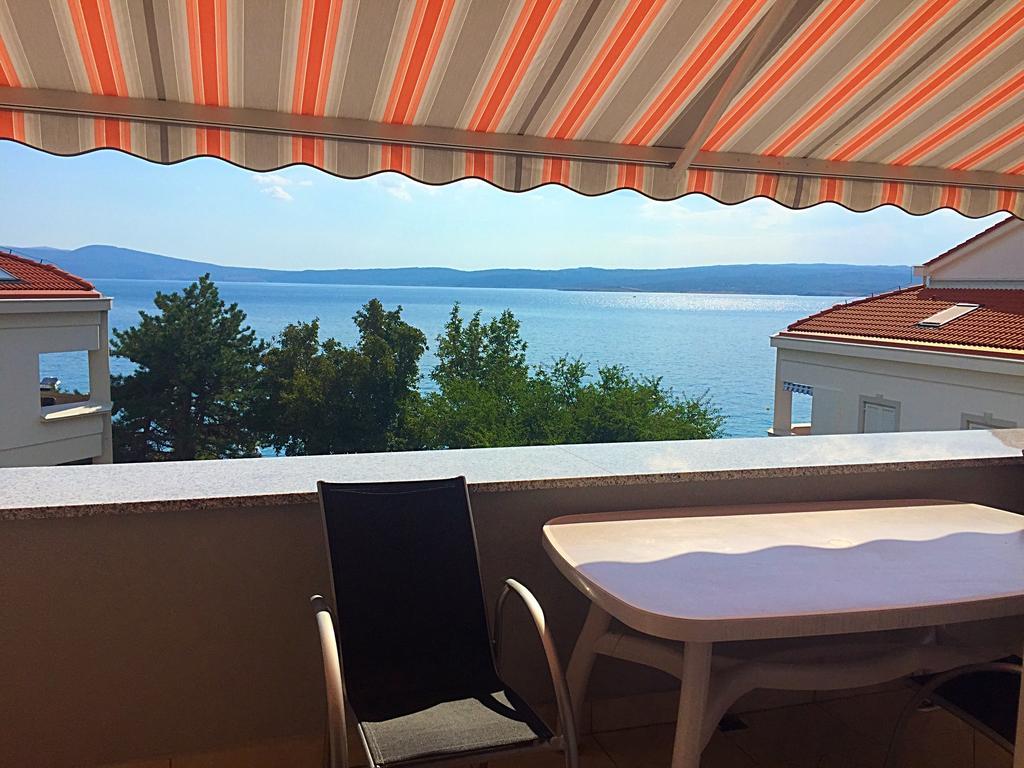 Apartment Svetlana Selce Bagian luar foto