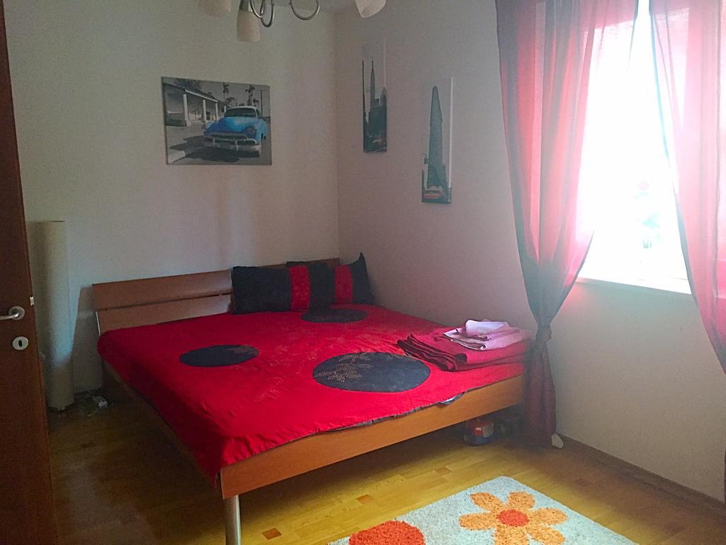 Apartment Svetlana Selce Bagian luar foto