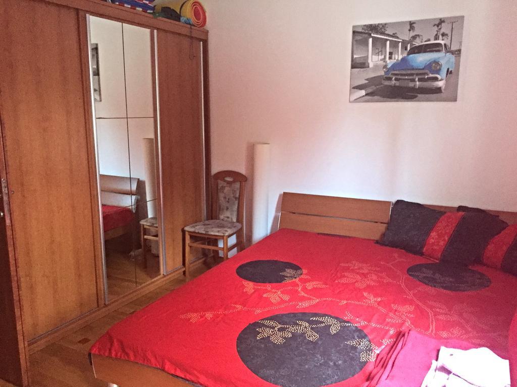 Apartment Svetlana Selce Bagian luar foto